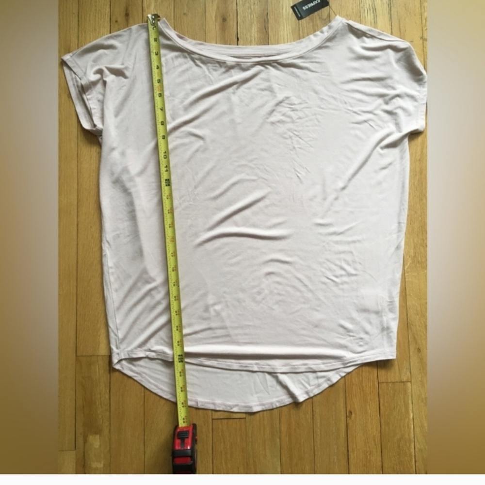 Express London Tee Ultra Soft Jersey pink .. Medium. New with tags - Picture 3 of 6